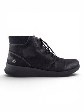 Clarks Women's Cloudsteppers Cushion Soft Lace Up Side Zip Ankle Boots Black 9